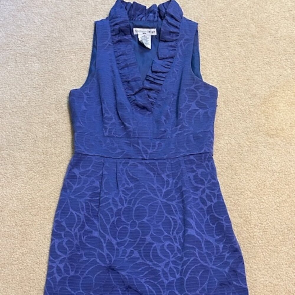 Madison Leigh Women's Sheath Dress with v-Neck and Stand Up Ruffle Collar
